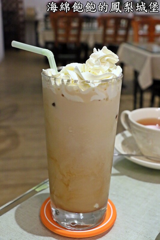 『KANO東京紅茶餐廳』MlesnA自由熱紅茶無限續杯暢飲-薄片披薩-日式KANO咖哩飯-日式終極厚鬆餅(捷運忠孝新生站) @海綿飽飽的鳳梨城堡