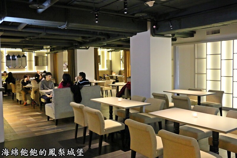 【台北|大安】One Restaurant &#038; Lounge-台北東區南洋風餐酒館-沙嗲、咖哩燉雞、叻沙麵、調酒、慶生聚餐推薦 (捷運忠孝復興站) @海綿飽飽的鳳梨城堡