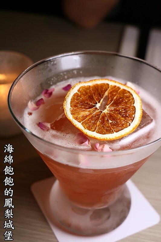 【台北|大安】One Restaurant &#038; Lounge-台北東區南洋風餐酒館-沙嗲、咖哩燉雞、叻沙麵、調酒、慶生聚餐推薦 (捷運忠孝復興站) @海綿飽飽的鳳梨城堡
