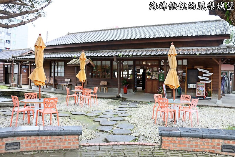 【花蓮】花蓮鐵道文化園區一二館-花蓮景點推薦-東線鐵道遺址-762轉運咖啡站 @海綿飽飽的鳳梨城堡
