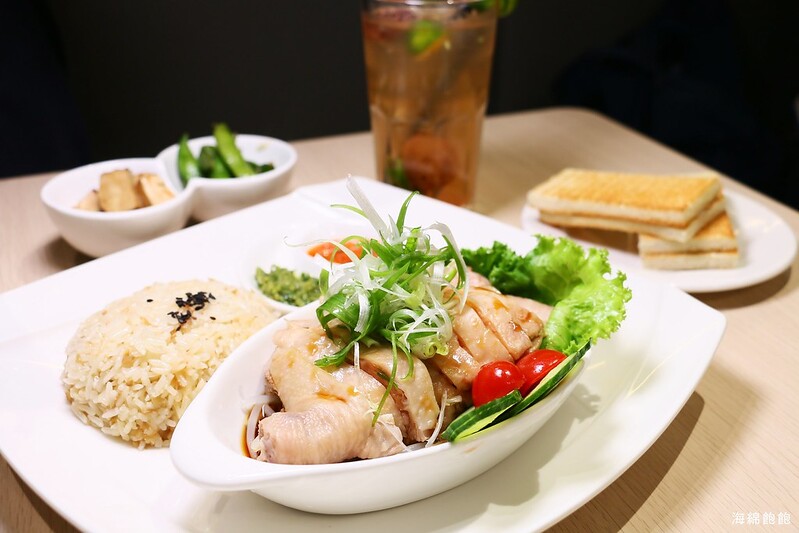 東區美食『MB white coffee(忠孝店)』南洋料理/海南雞飯/娘惹咖哩雞飯/咖椰吐司/完整菜單(捷運忠孝敦化站) @海綿飽飽的鳳梨城堡