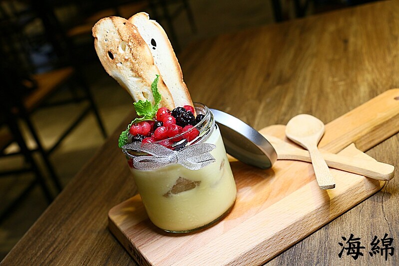 東區川菜料理『飯BAR mini忠孝店(內湖飯BAR二店)』東區時尚中菜館-精緻創意料理X桌邊現做火焰甜點X超夯罐子蛋糕-附完整菜單(捷運忠孝復興站)(文末抽獎) @海綿飽飽的鳳梨城堡