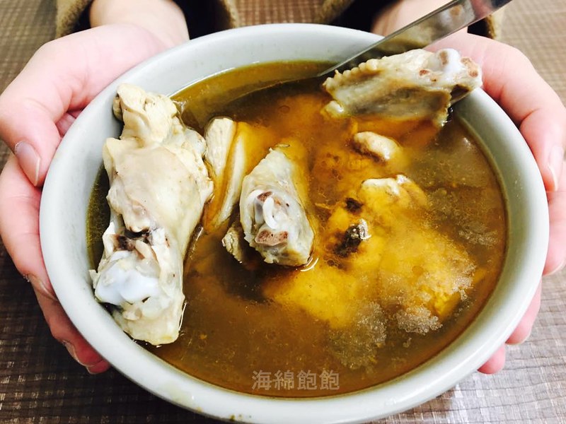 晴光市場美食『阿圖麻油雞』X 雙連甜湯『双連圓仔湯』冬季暖心特輯！麻油雞麵線/麻油赤肉/紅豆湯圓/燒麻糬(捷運中山國小站/雙連站) @海綿飽飽的鳳梨城堡