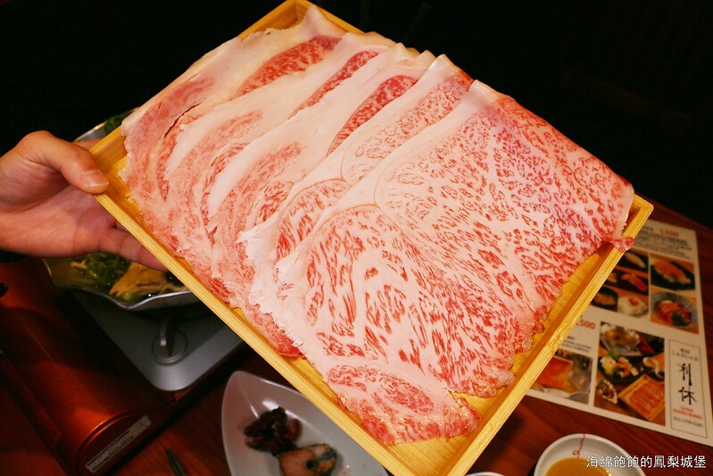 『利休日本料理 sushi&#038;shabu-shabu』握壽司套餐、日本A5黑毛銘柄和牛涮涮鍋套餐、和牛壽喜燒飯、無菜單料理，菜單價位(捷運科技大樓站/六張犁站) @海綿飽飽的鳳梨城堡