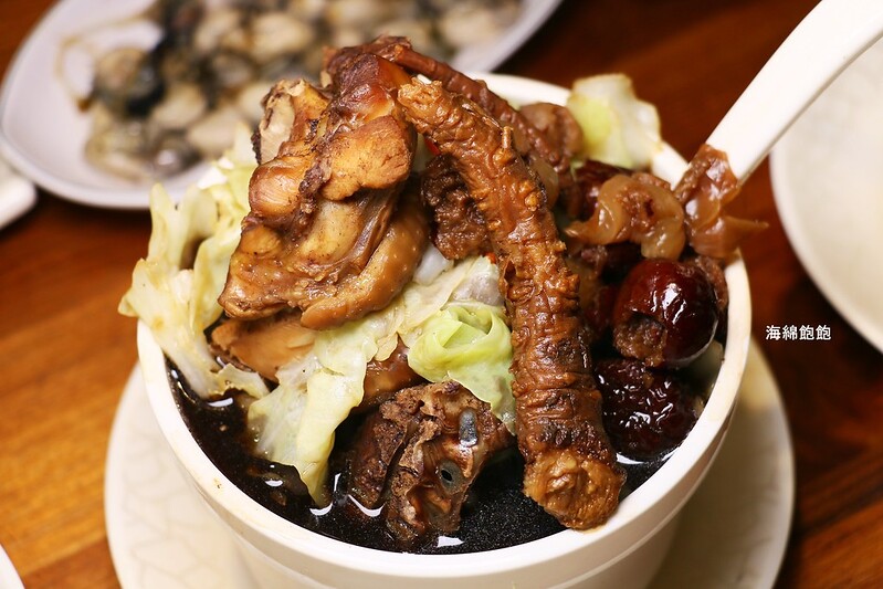 台北必喝雞湯『雙月食品社』立法院及台大醫院美食推薦、溫體雞腿肉、東石鮮蚵、無刺虱目魚、限量油飯、宅配雞湯、完整菜單(捷運善導寺站) @海綿飽飽的鳳梨城堡