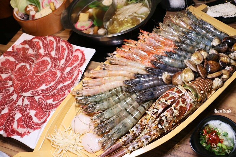 台北痛風海鮮火鍋『上官木桶鍋(中正店)』師承蘆洲正官/38隻蝦甜蜜痛風鍋/澳洲純種12+和牛(捷運中正紀念堂站) @海綿飽飽的鳳梨城堡