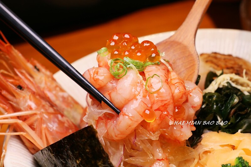 內湖美食『日向鮮漁場/日向鮮立喰屋』自助投幣式點餐機/手釣台灣魚/立吞生魚片丼飯/內用熱茶味噌湯無限量供應(捷運西湖市場站) @海綿飽飽的鳳梨城堡