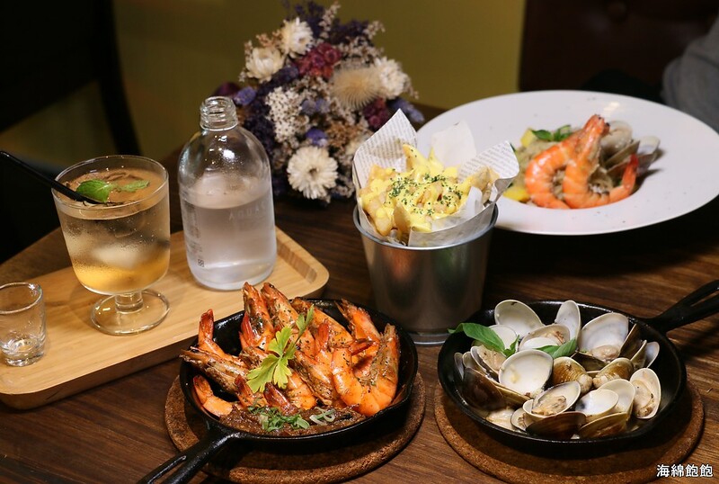 台北義式料理『Comma Kitchen 燉號廚坊(原NI HOW餐廳地址)』東區/小巨蛋美食，寵物友善餐廳，參考菜單(捷運忠孝敦化站/小巨蛋站) @海綿飽飽的鳳梨城堡