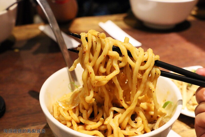 西門町美食/萬華小吃『牛店牛肉麵』2019米其林必比登餐廳，胡天蘭、徐天麟老師推薦！菜單價位(捷運西門站) @海綿飽飽的鳳梨城堡