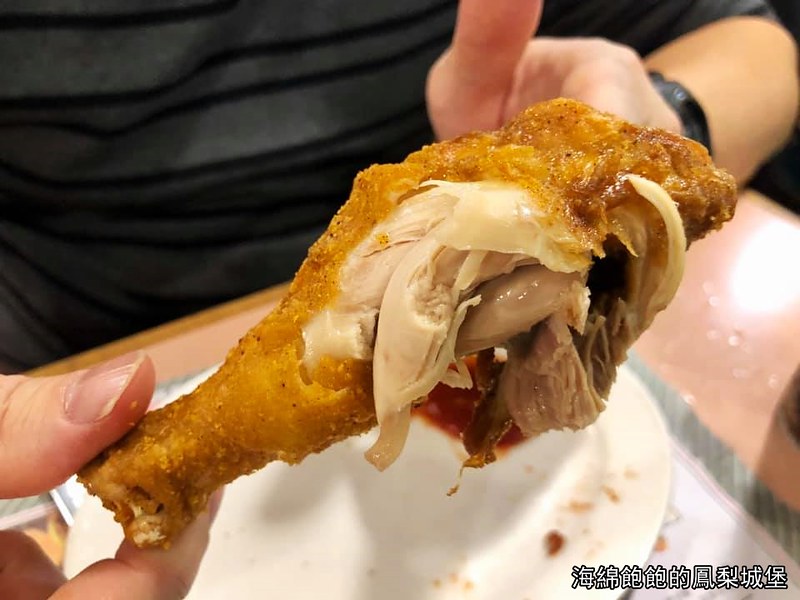 蘇阿姨比薩屋｜不能訂位的披薩店，炸雞也很厲害，菜單價位(外帶/外送) @海綿飽飽的鳳梨城堡