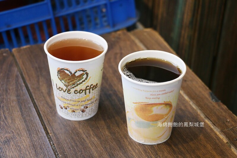 迪化街飲料推薦『姚德和青草號』大稻埕70歷史老字號青草茶，近永樂市場，菜單價位(捷運大橋頭站) @海綿飽飽的鳳梨城堡