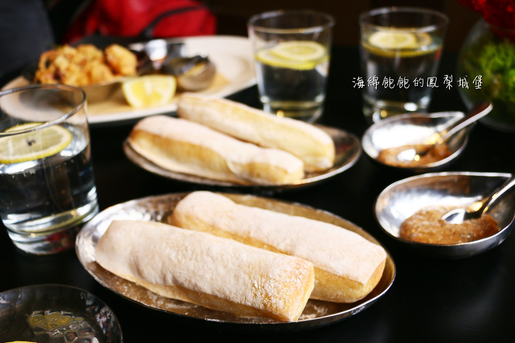 台北君悅酒店 ZIGA ZAGA｜台北義式料理推薦，信義區好吃義大利麵、手工披薩、約會餐廳推薦、菜單價位(捷運市政府站) @海綿飽飽的鳳梨城堡