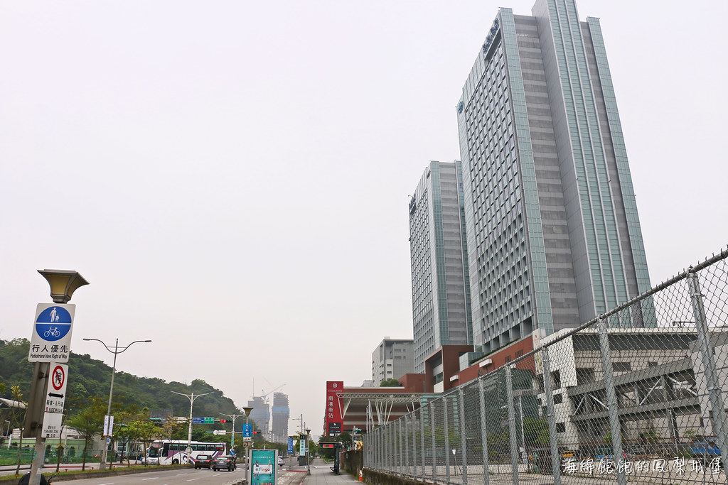 台北六福萬怡酒店敘日全日餐廳｜五星buffet吃到飽、南港美食推薦、龍蝦生蠔干貝吃到飽(捷運南港站) @海綿飽飽的鳳梨城堡