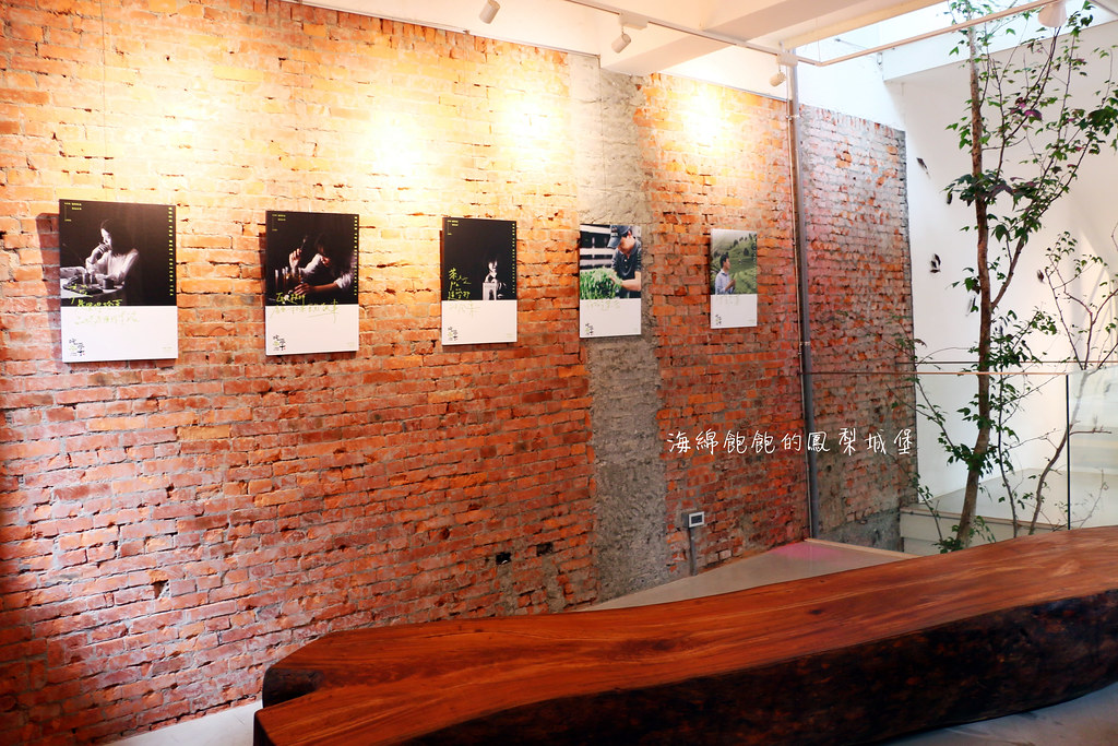 吃茶三千台灣概念店｜茶飲界精品、單杯現點鮮萃、網美內用環境、菜單價位 @海綿飽飽的鳳梨城堡