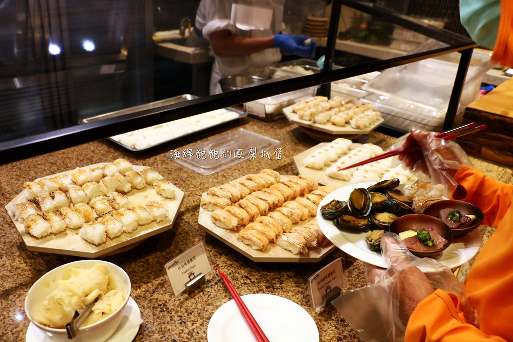 台北吃到飽「美福大飯店彩匯自助餐廳」semi-buffet 龍蝦、日本A5和牛!! @海綿飽飽的鳳梨城堡