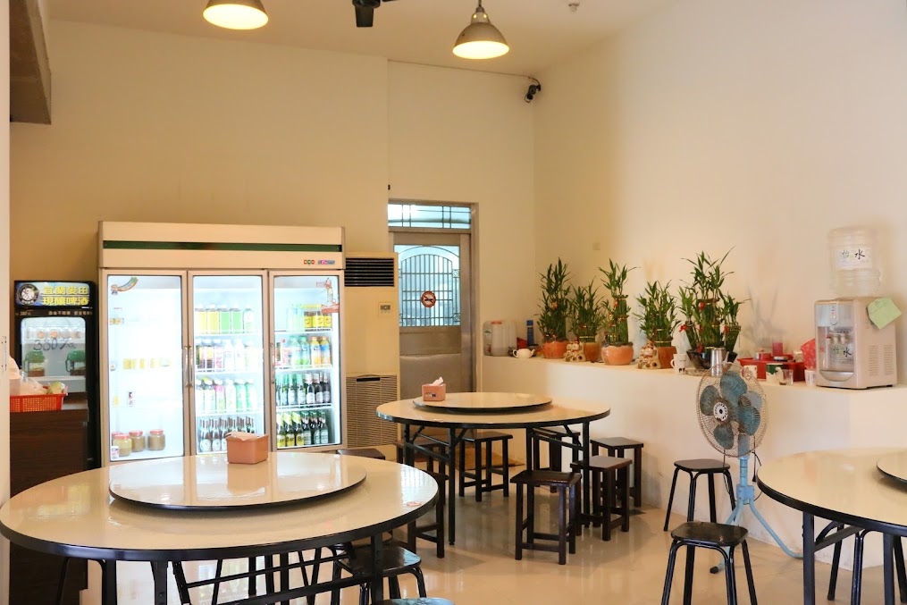 【宜蘭|五結】國立傳統藝術中心對面-宜蘭蘆花雞料理餐廳-童玩節周邊美食推薦-旅行應援團推薦-宜蘭放山土雞/桌菜/停車場/免費WIFI @海綿飽飽的鳳梨城堡