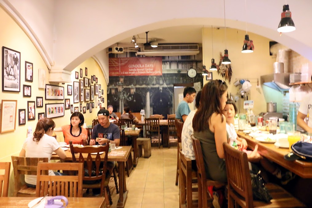 【台北|士林】Pizzeria OGGI(天母店)-拿坡里披薩AVPN協會認證現做手工披薩-壽星優惠送披薩-加映小丸子起司蛋糕(捷運芝山站) @海綿飽飽的鳳梨城堡
